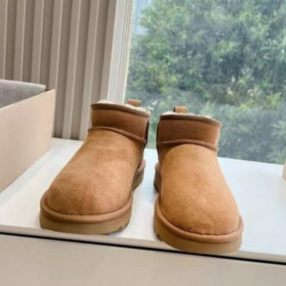 UGG Classic Ultra Mini Chestnut - Picture 3 of 7